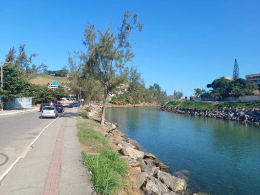 Foto 4: Linda Casa a 100 Metros do Canal de Ponta Negra Maricá RJ